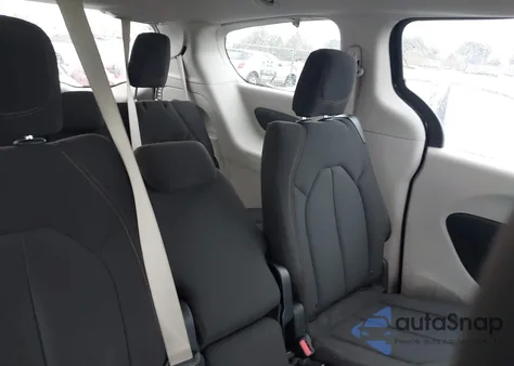 2017 Chrysler Pacifica Touring из США, поврежденный, VIN 2C4RC1DG5HR663903